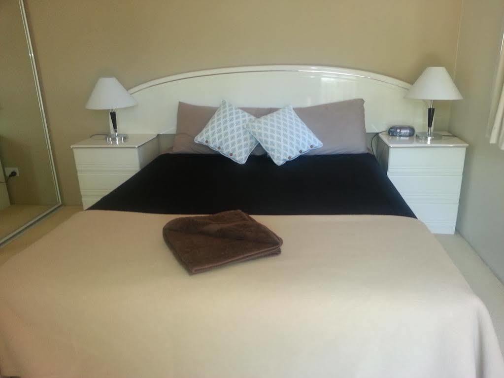 Koala Cove Holiday Apartments Голд-Кост Екстер'єр фото
